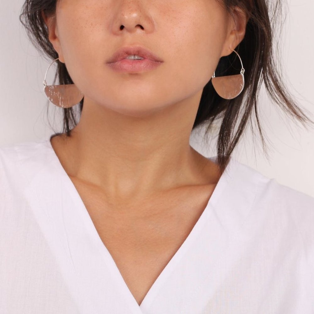 Anthropologie Rylan Gold Crescent Hoop Earrings - Picture 4 of 15